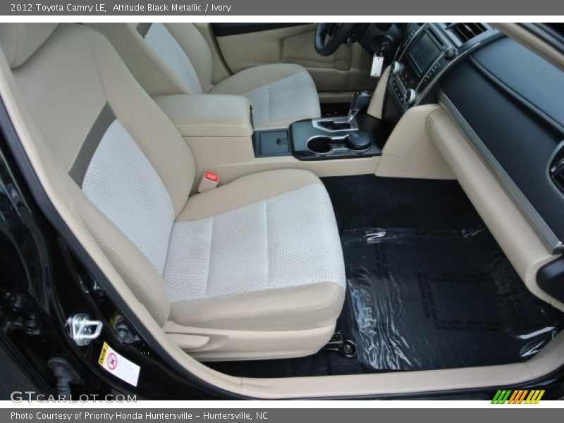 Attitude Black Metallic / Ivory 2012 Toyota Camry LE