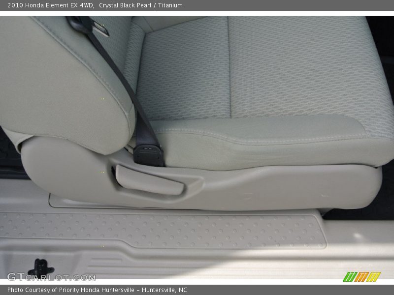 Crystal Black Pearl / Titanium 2010 Honda Element EX 4WD