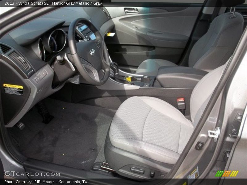 Harbor Gray Metallic / Gray 2013 Hyundai Sonata SE