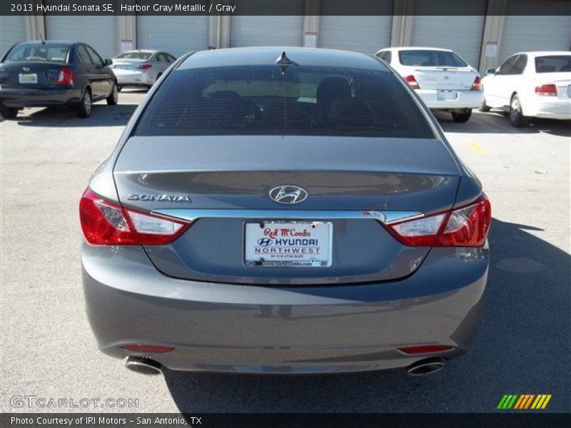 Harbor Gray Metallic / Gray 2013 Hyundai Sonata SE