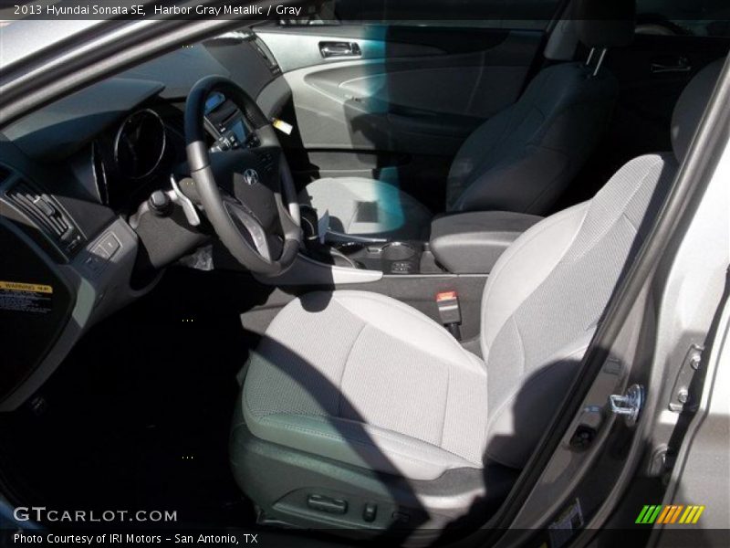 Harbor Gray Metallic / Gray 2013 Hyundai Sonata SE