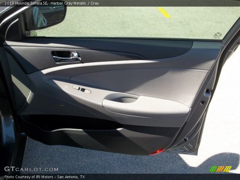Harbor Gray Metallic / Gray 2013 Hyundai Sonata SE