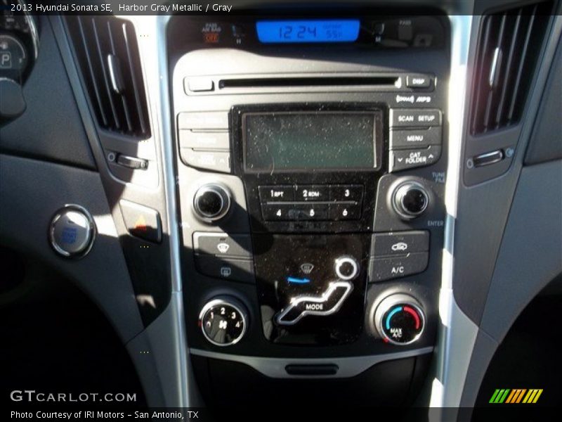 Harbor Gray Metallic / Gray 2013 Hyundai Sonata SE