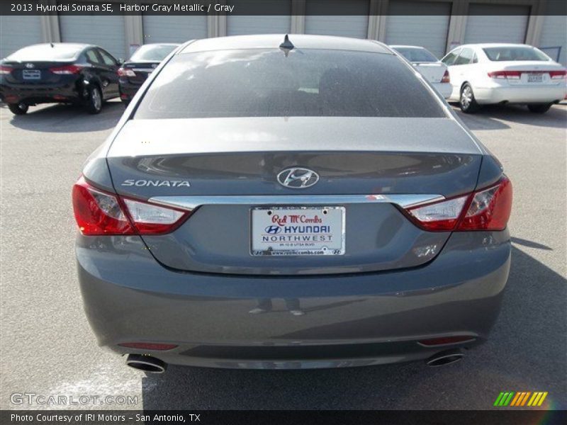 Harbor Gray Metallic / Gray 2013 Hyundai Sonata SE