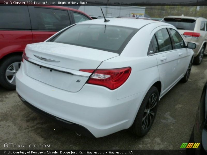 Bright White / Black 2013 Chrysler 200 Touring Sedan