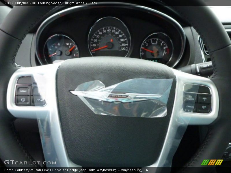 Bright White / Black 2013 Chrysler 200 Touring Sedan
