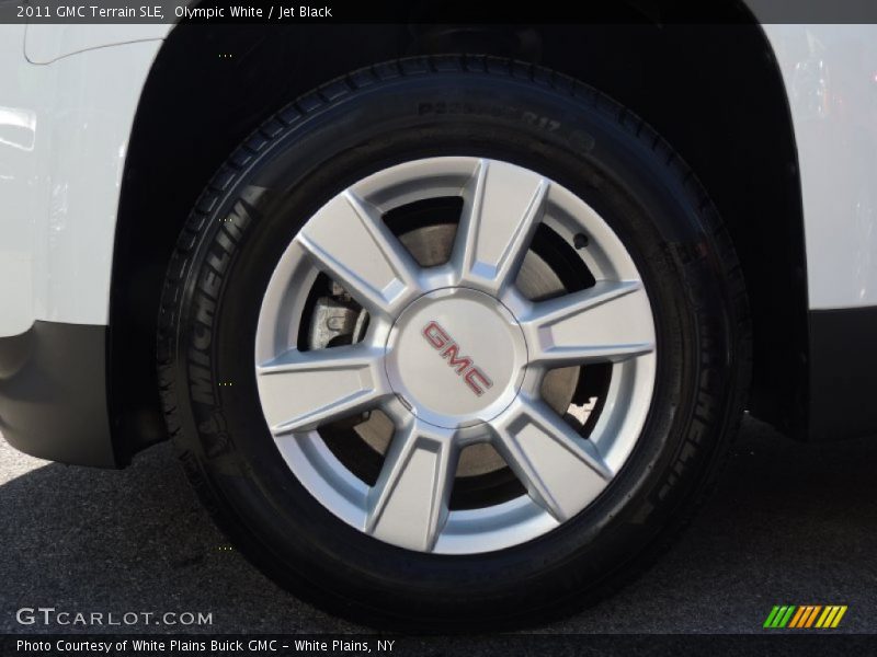 Olympic White / Jet Black 2011 GMC Terrain SLE