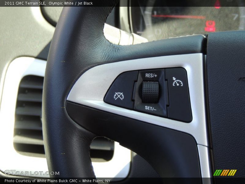 Olympic White / Jet Black 2011 GMC Terrain SLE
