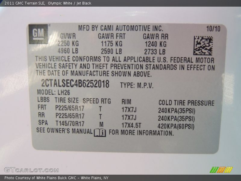 Olympic White / Jet Black 2011 GMC Terrain SLE