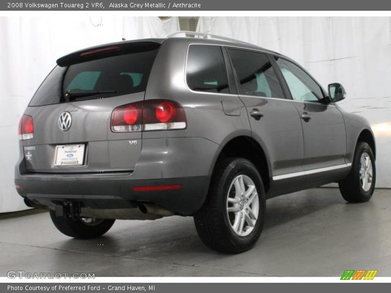 Alaska Grey Metallic / Anthracite 2008 Volkswagen Touareg 2 VR6