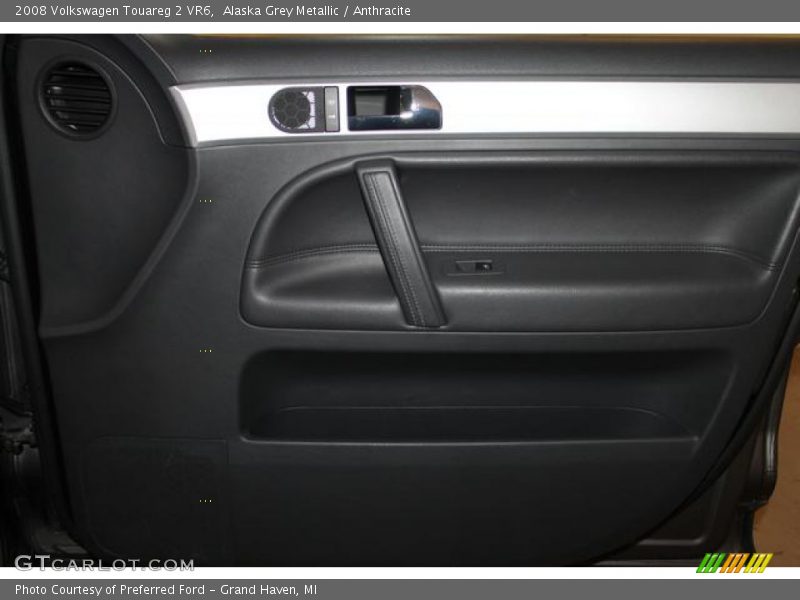 Alaska Grey Metallic / Anthracite 2008 Volkswagen Touareg 2 VR6