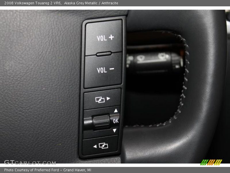 Alaska Grey Metallic / Anthracite 2008 Volkswagen Touareg 2 VR6