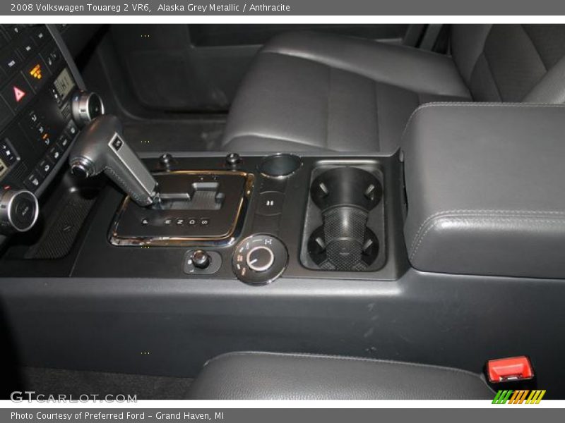Alaska Grey Metallic / Anthracite 2008 Volkswagen Touareg 2 VR6