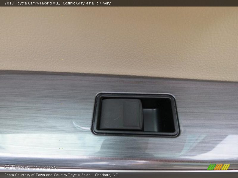 Cosmic Gray Metallic / Ivory 2013 Toyota Camry Hybrid XLE