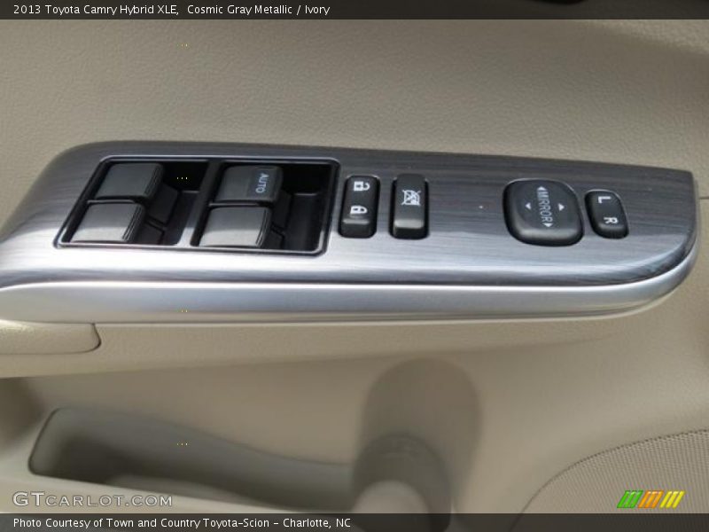 Cosmic Gray Metallic / Ivory 2013 Toyota Camry Hybrid XLE
