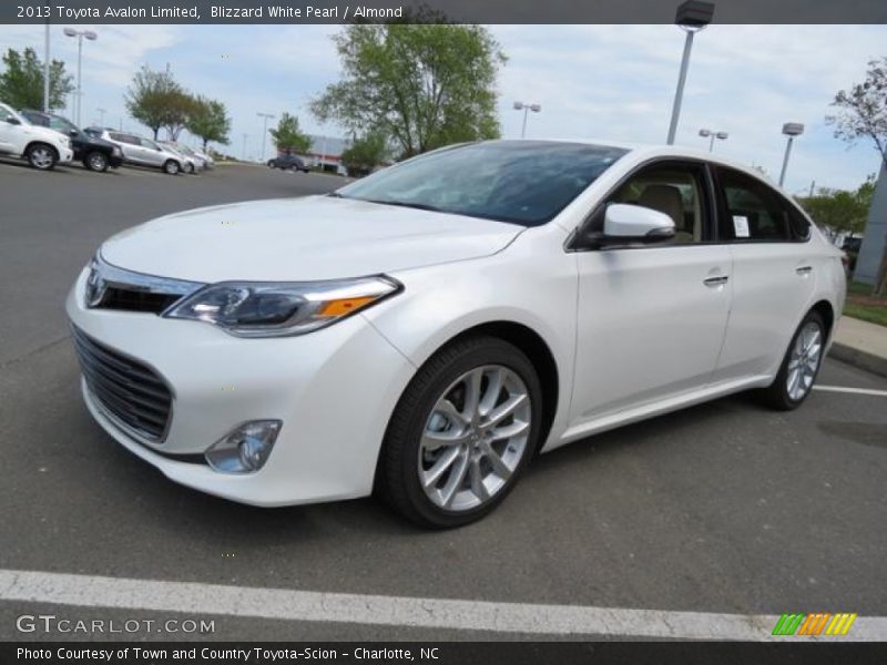 Blizzard White Pearl / Almond 2013 Toyota Avalon Limited