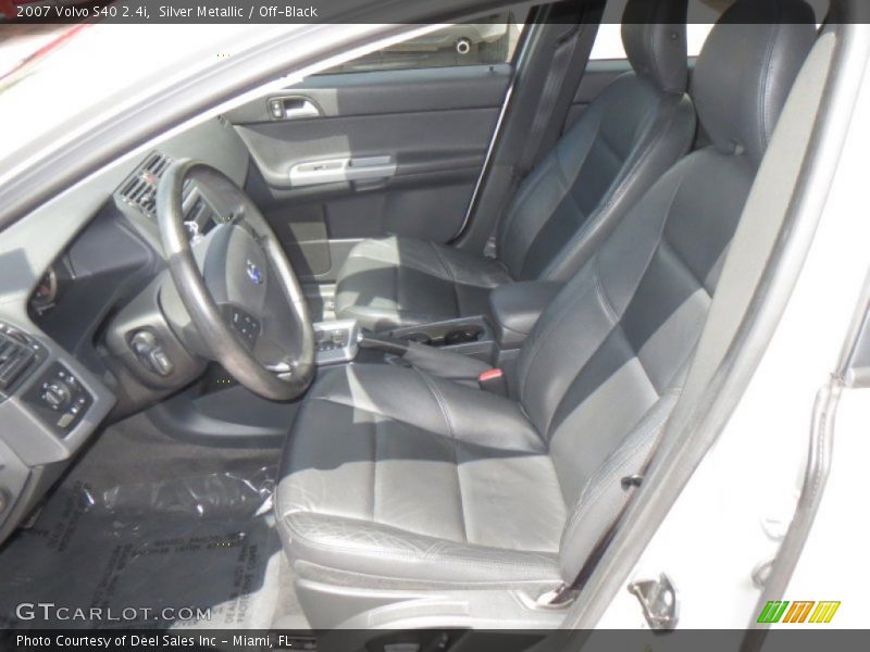 Silver Metallic / Off-Black 2007 Volvo S40 2.4i