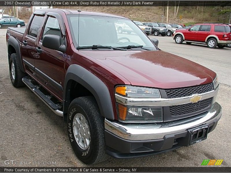 Deep Ruby Red Metallic / Very Dark Pewter 2007 Chevrolet Colorado LT Crew Cab 4x4