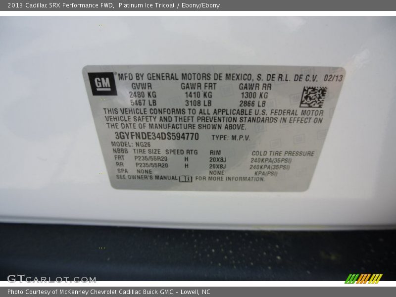 Platinum Ice Tricoat / Ebony/Ebony 2013 Cadillac SRX Performance FWD