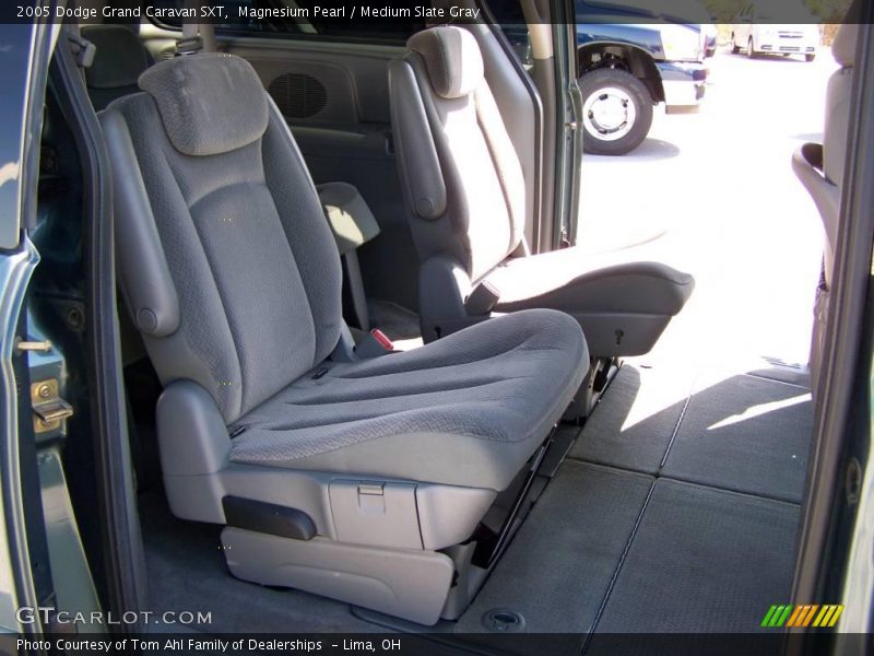 Magnesium Pearl / Medium Slate Gray 2005 Dodge Grand Caravan SXT