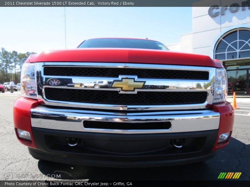 Victory Red / Ebony 2011 Chevrolet Silverado 1500 LT Extended Cab