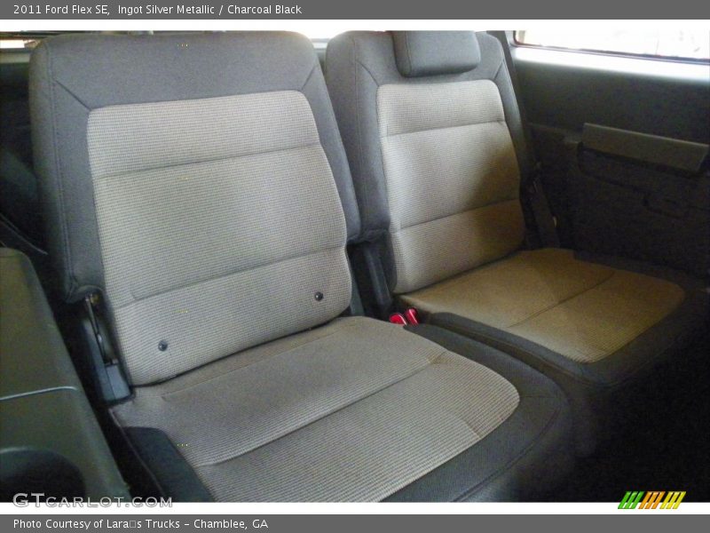Ingot Silver Metallic / Charcoal Black 2011 Ford Flex SE