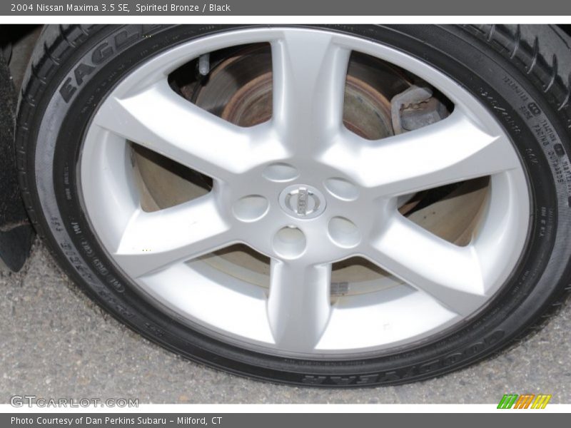 Spirited Bronze / Black 2004 Nissan Maxima 3.5 SE