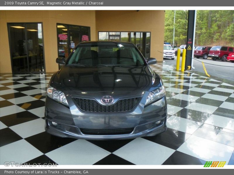 Magnetic Gray Metallic / Charcoal 2009 Toyota Camry SE