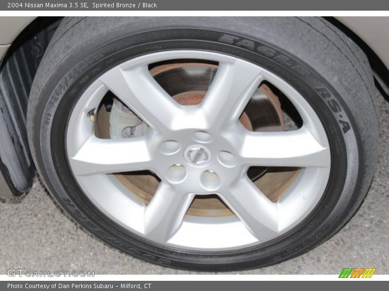 Spirited Bronze / Black 2004 Nissan Maxima 3.5 SE