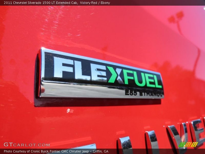 Victory Red / Ebony 2011 Chevrolet Silverado 1500 LT Extended Cab