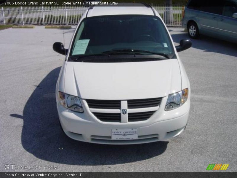 Stone White / Medium Slate Gray 2006 Dodge Grand Caravan SE