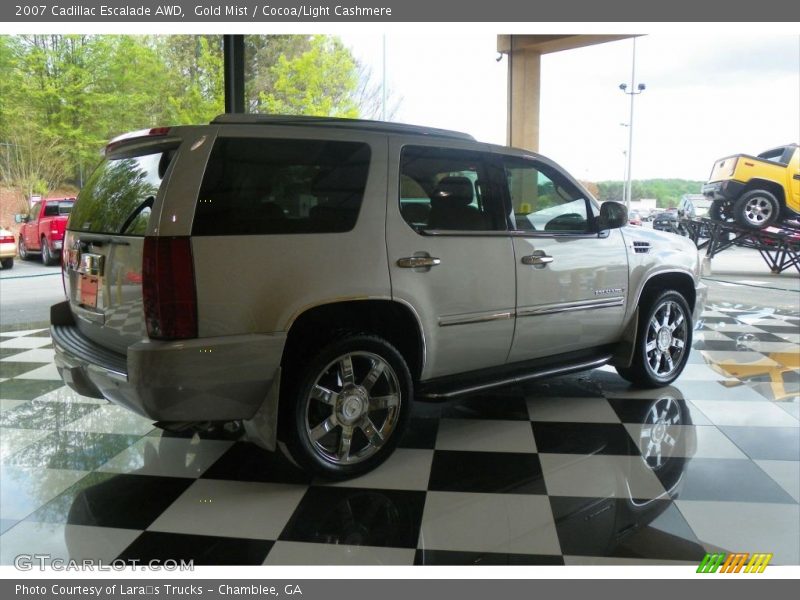 Gold Mist / Cocoa/Light Cashmere 2007 Cadillac Escalade AWD