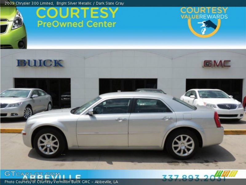 Bright Silver Metallic / Dark Slate Gray 2009 Chrysler 300 Limited