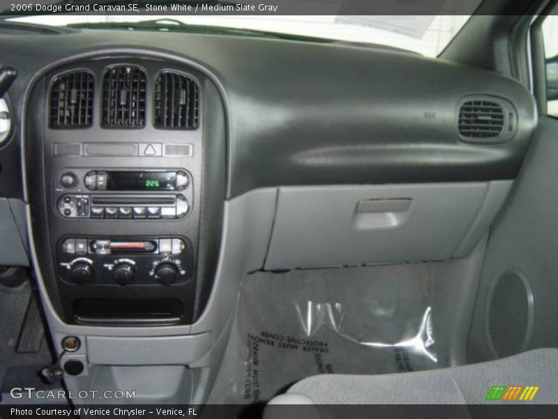 Stone White / Medium Slate Gray 2006 Dodge Grand Caravan SE