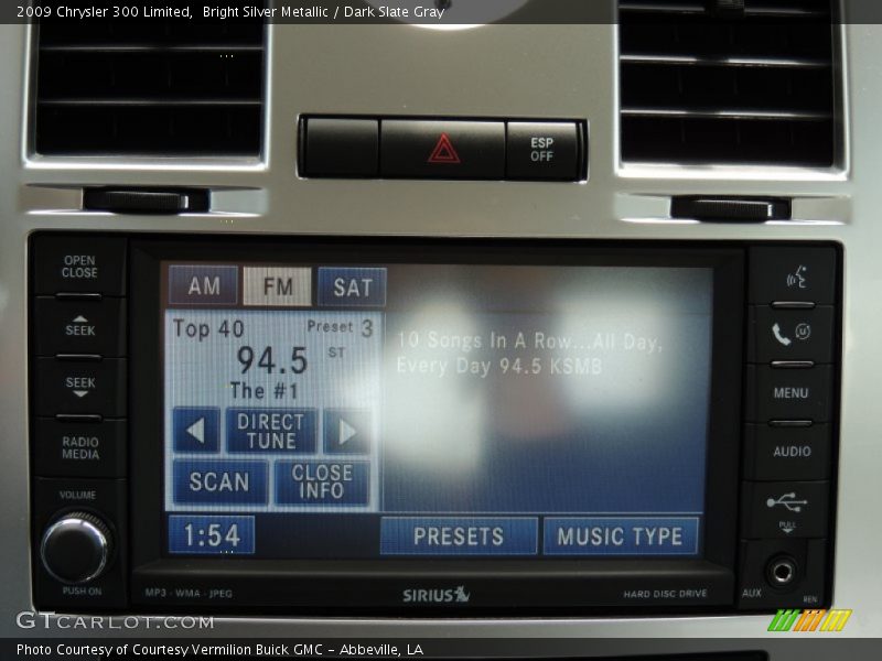 Bright Silver Metallic / Dark Slate Gray 2009 Chrysler 300 Limited