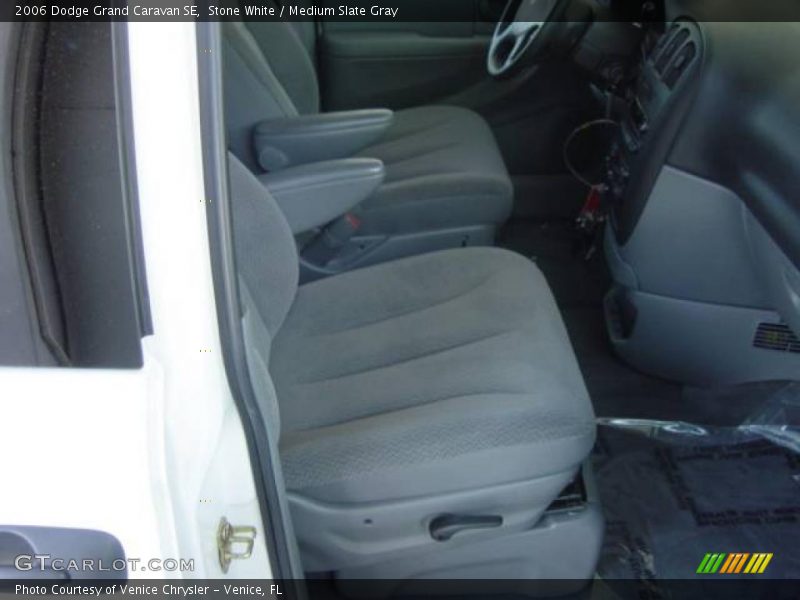Stone White / Medium Slate Gray 2006 Dodge Grand Caravan SE