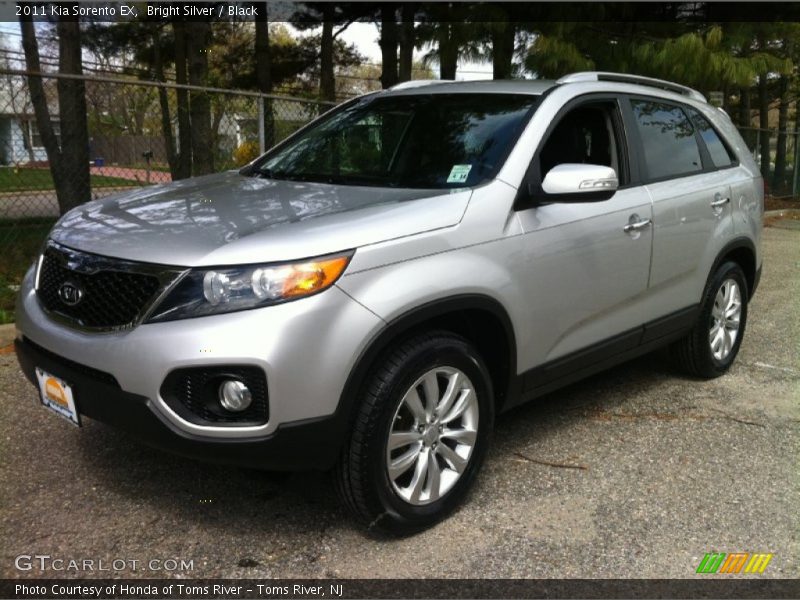 Bright Silver / Black 2011 Kia Sorento EX