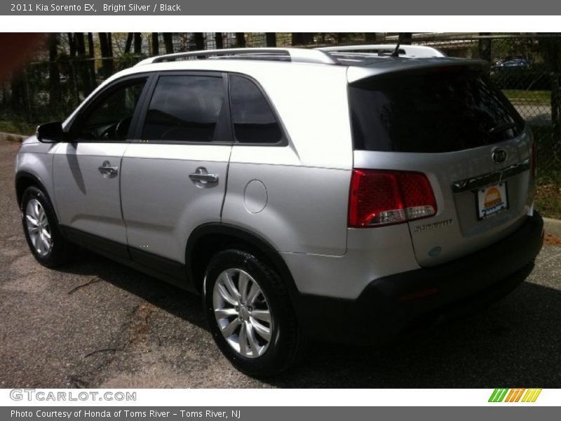 Bright Silver / Black 2011 Kia Sorento EX
