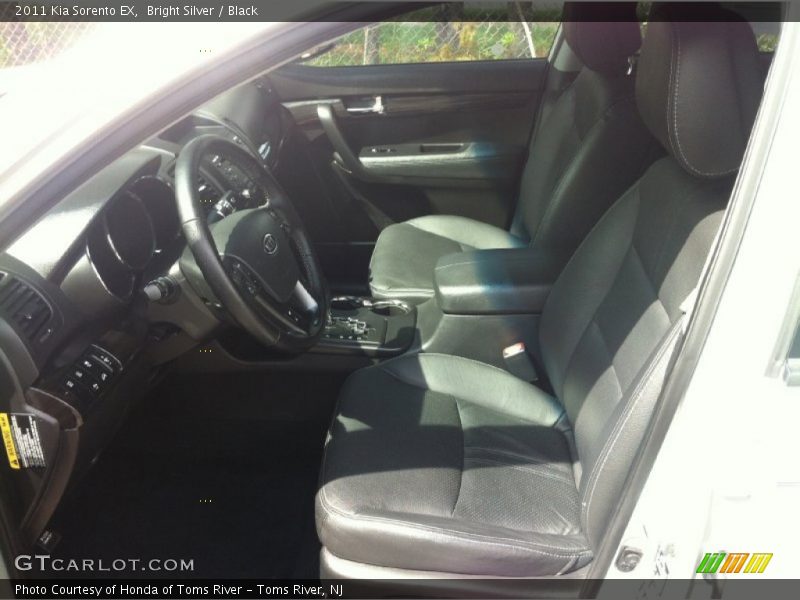 Bright Silver / Black 2011 Kia Sorento EX