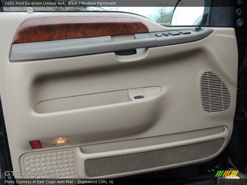 Black / Medium Parchment 2002 Ford Excursion Limited 4x4