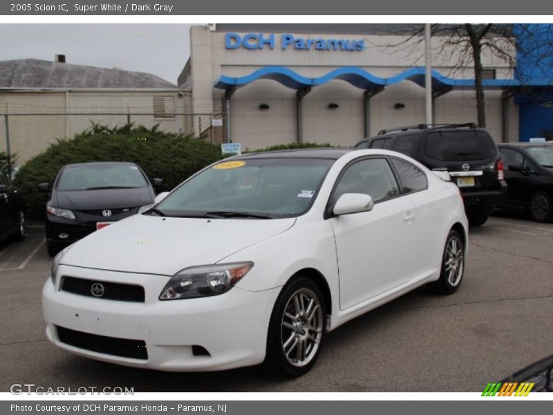 Super White / Dark Gray 2005 Scion tC