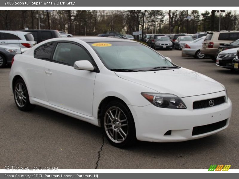 Super White / Dark Gray 2005 Scion tC