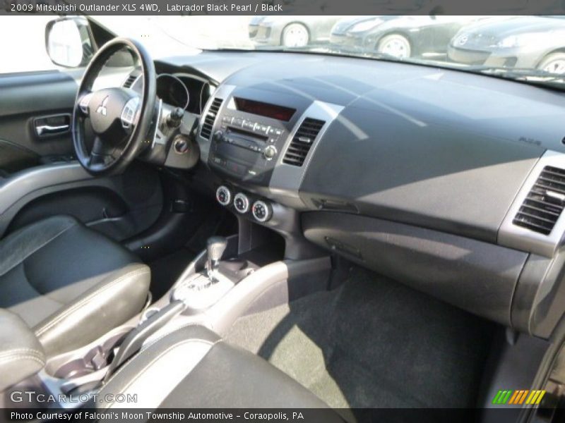 Labrador Black Pearl / Black 2009 Mitsubishi Outlander XLS 4WD