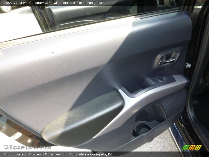 Labrador Black Pearl / Black 2009 Mitsubishi Outlander XLS 4WD