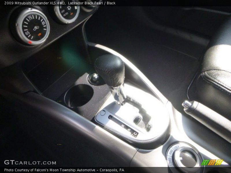Labrador Black Pearl / Black 2009 Mitsubishi Outlander XLS 4WD