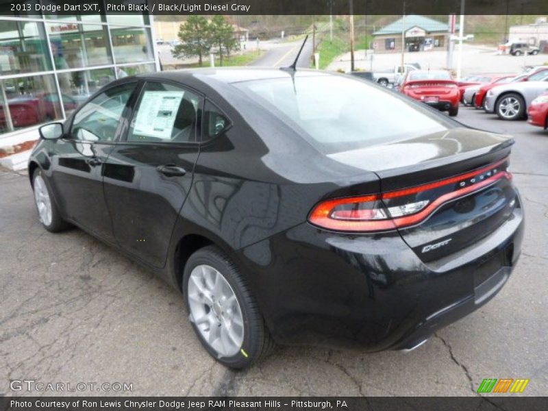 Pitch Black / Black/Light Diesel Gray 2013 Dodge Dart SXT