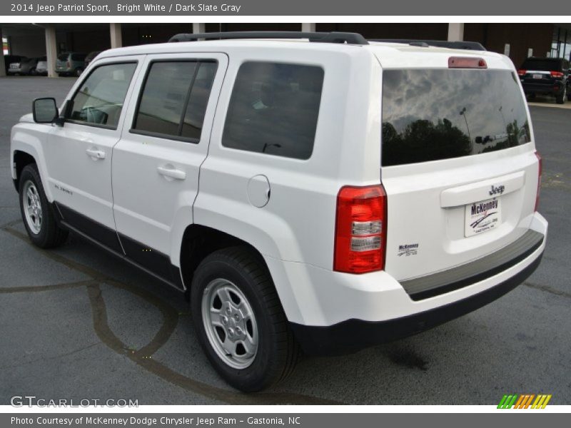 Bright White / Dark Slate Gray 2014 Jeep Patriot Sport