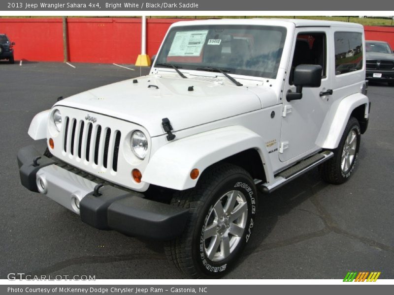 Bright White / Black/Dark Saddle 2013 Jeep Wrangler Sahara 4x4