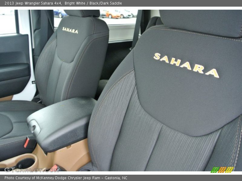 Bright White / Black/Dark Saddle 2013 Jeep Wrangler Sahara 4x4