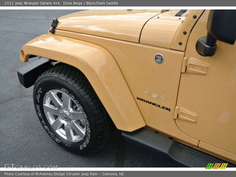 Dune Beige / Black/Dark Saddle 2013 Jeep Wrangler Sahara 4x4